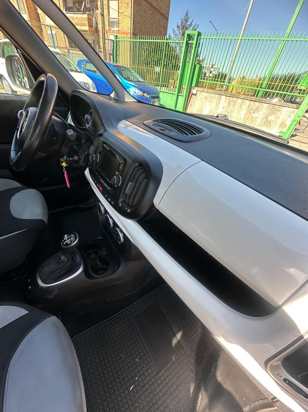 Fiat 500L 1.3 Multijet 95 CV Dualogic Lounge