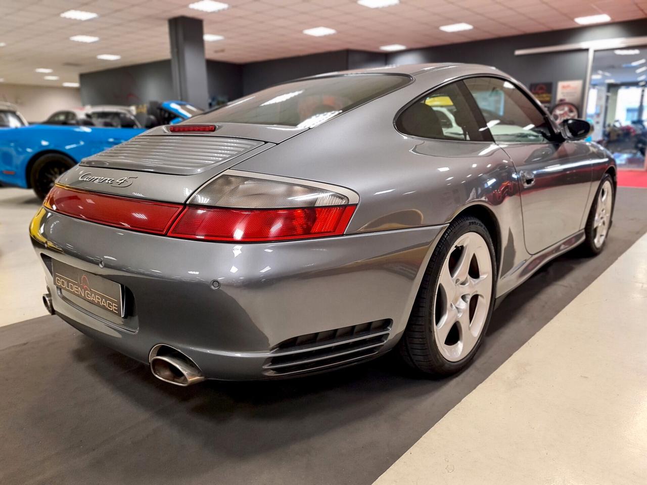 Porsche 911 Carrera 4S cat Coupé