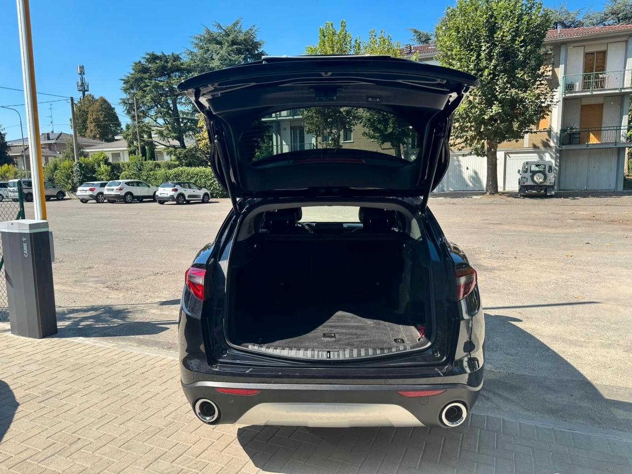 Alfa Romeo Stelvio 2.2 Turbodiesel 180 CV AT8 RWD Business