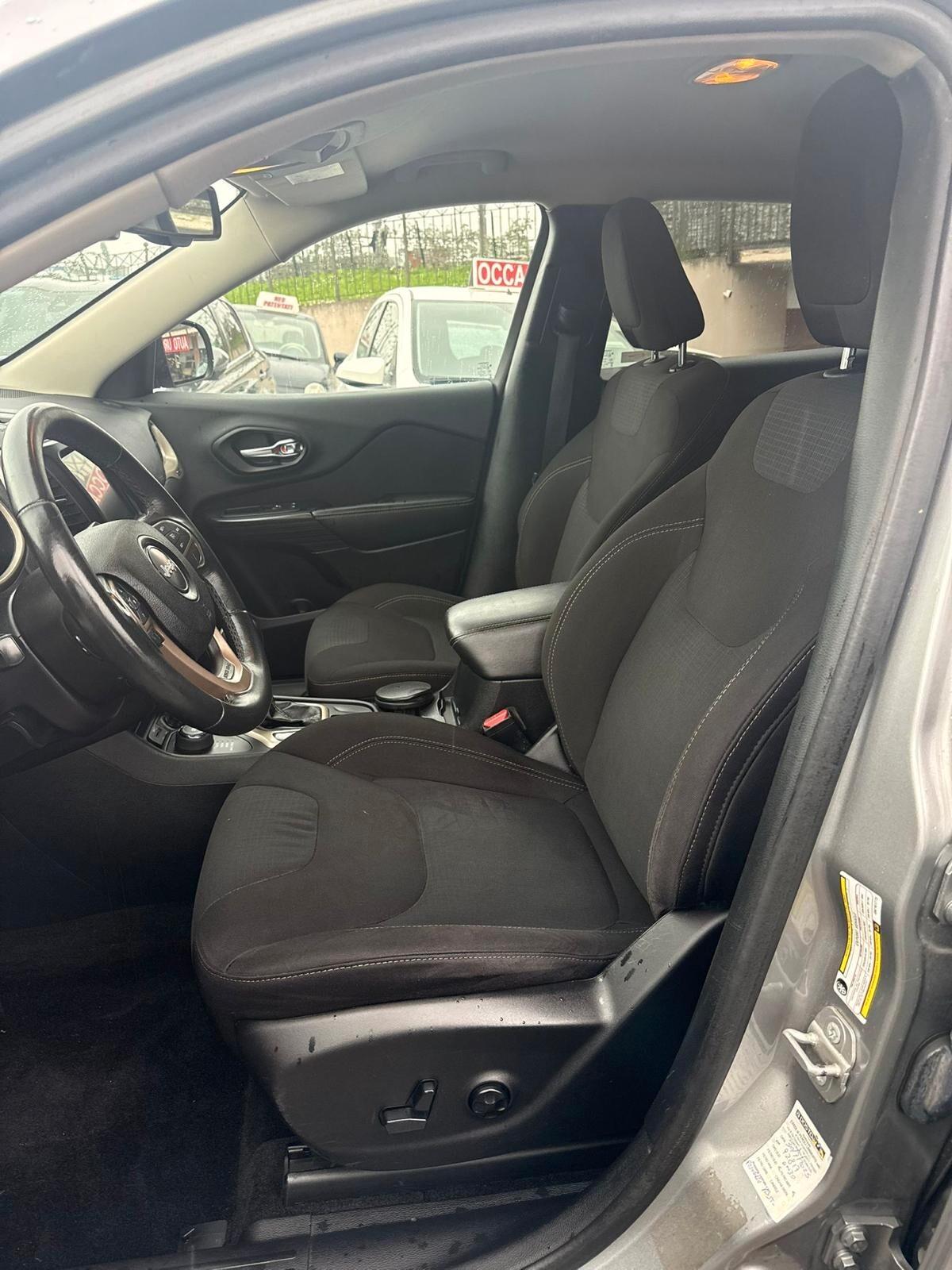 Jeep Cherokee 2.2 Mjt II 4WD Active Drive I Night Eagle