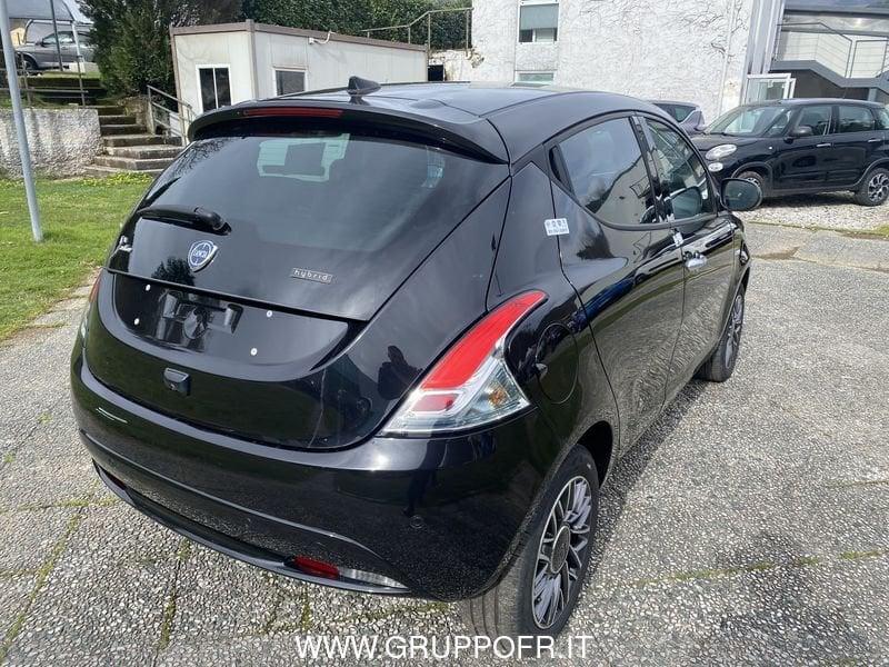 Lancia Ypsilon 1.0 FireFly 5 porte S&S Hybrid Platino