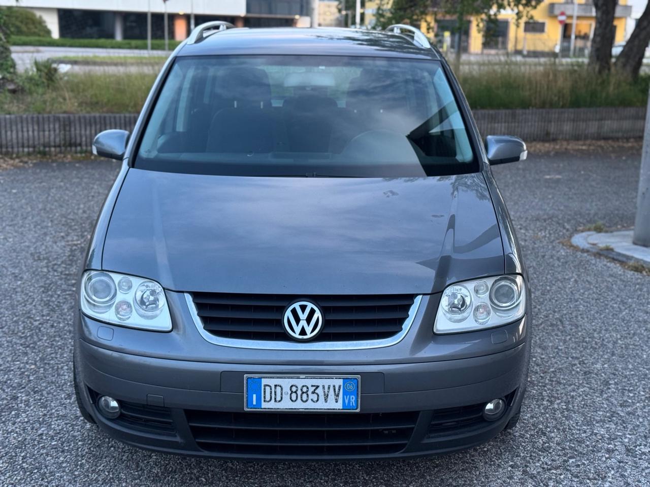 Volkswagen Touran 1.9 TDI 105CV 5 posti