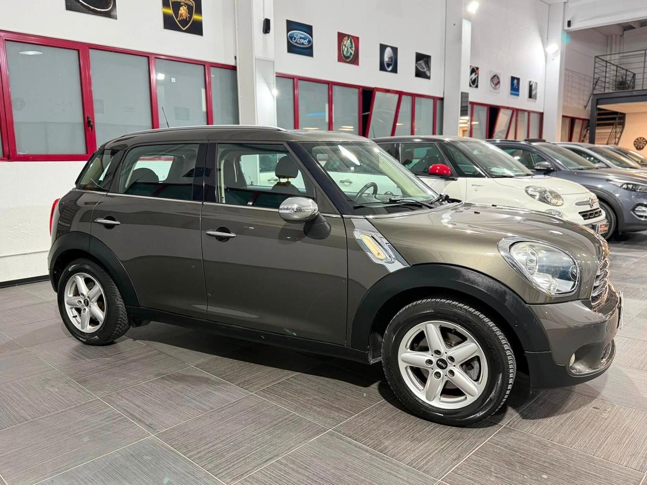 MINI 1.6 ONE D BUSINESS COUNTRYMAN 90cv 2014