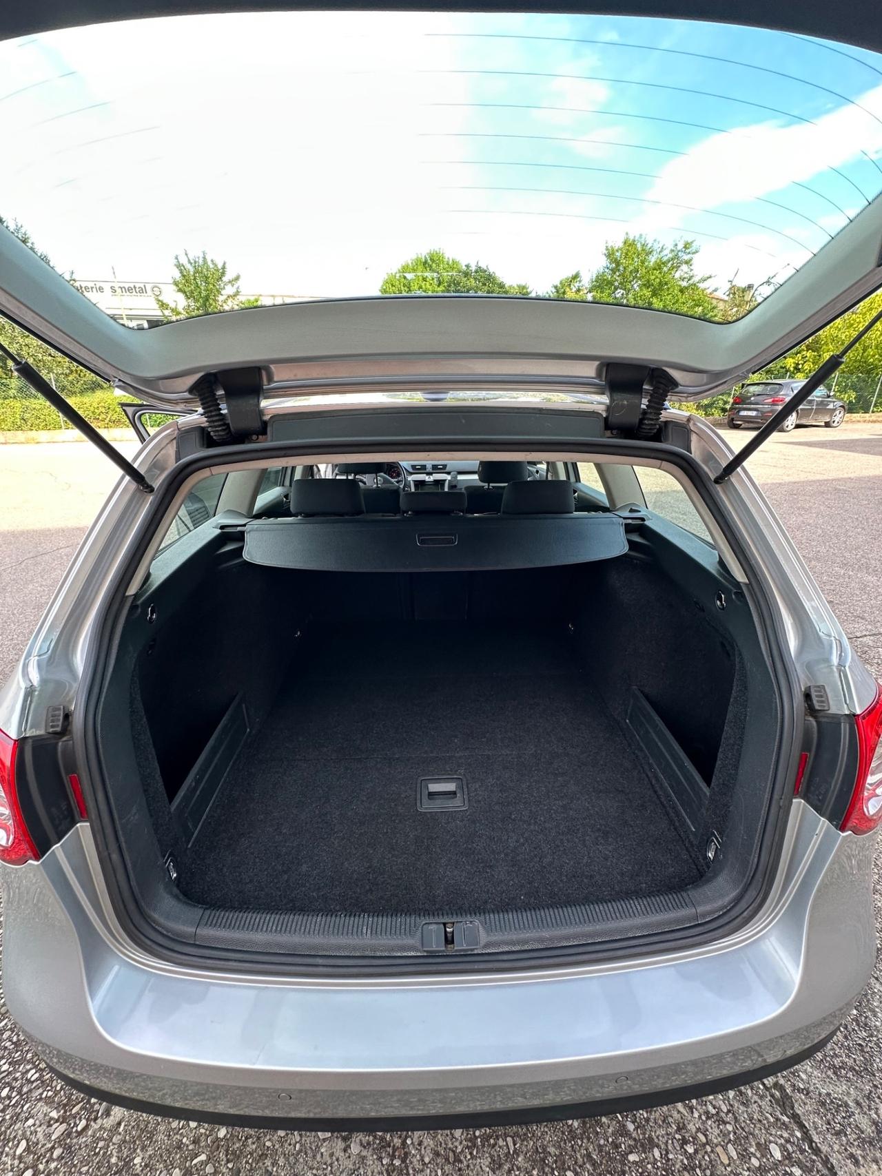Volkswagen Passat 2.0 TDI DPF 4mot. Var. Highline Unico Prop.