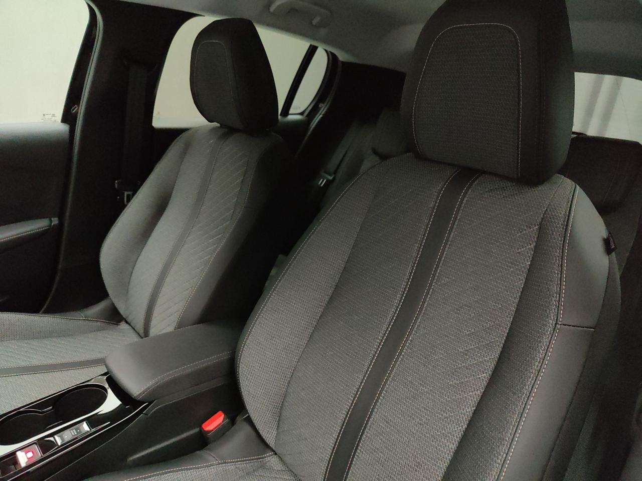 PEUGEOT 208 II 2023 1.2 PURETECH 100CV ALLURE