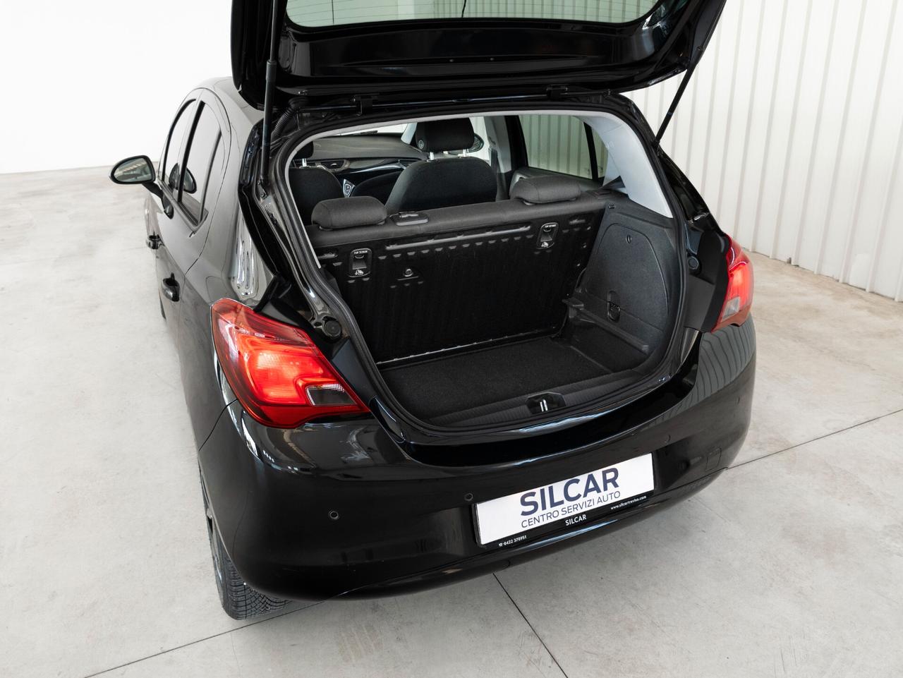 Opel Corsa 1.4 90CV GPL Tech 5 porte 120 Anniversary