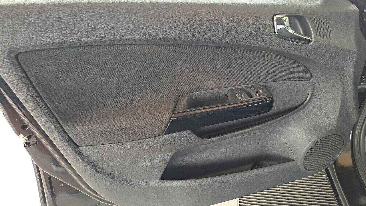 Opel Corsa 1.2 Benzina 86Cv Sport 5 Porte