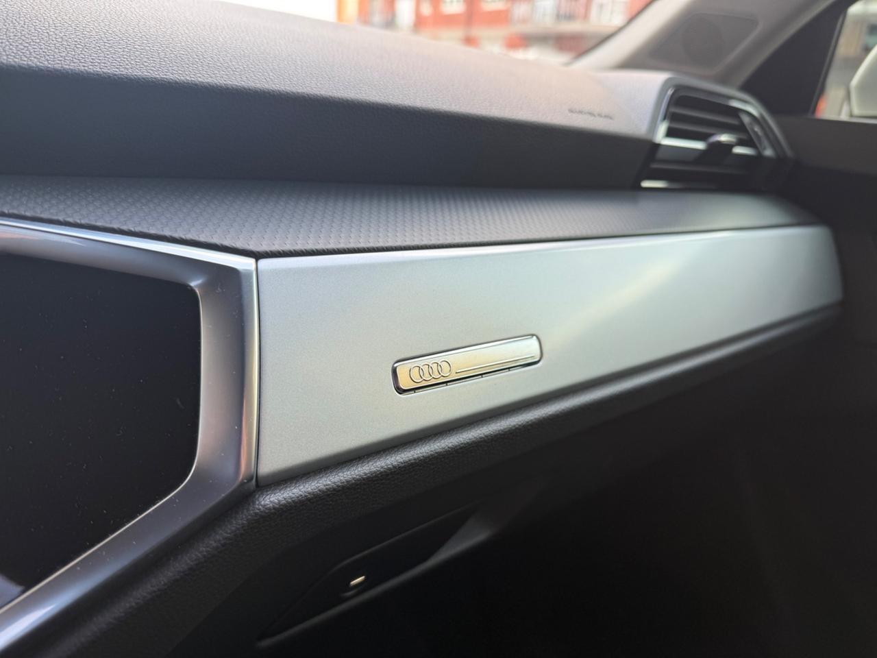 Audi Q3 SPB 35 TFSI S line edition