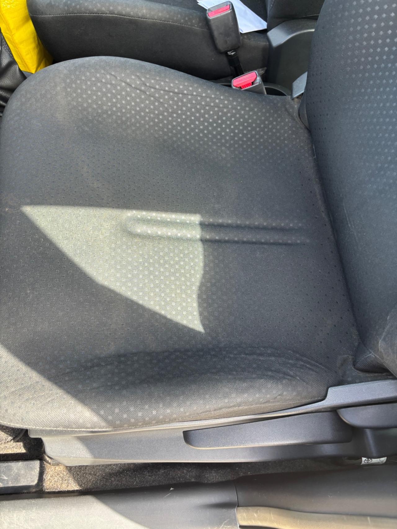 Toyota Yaris 1.3 5 porte Sol neo patentato