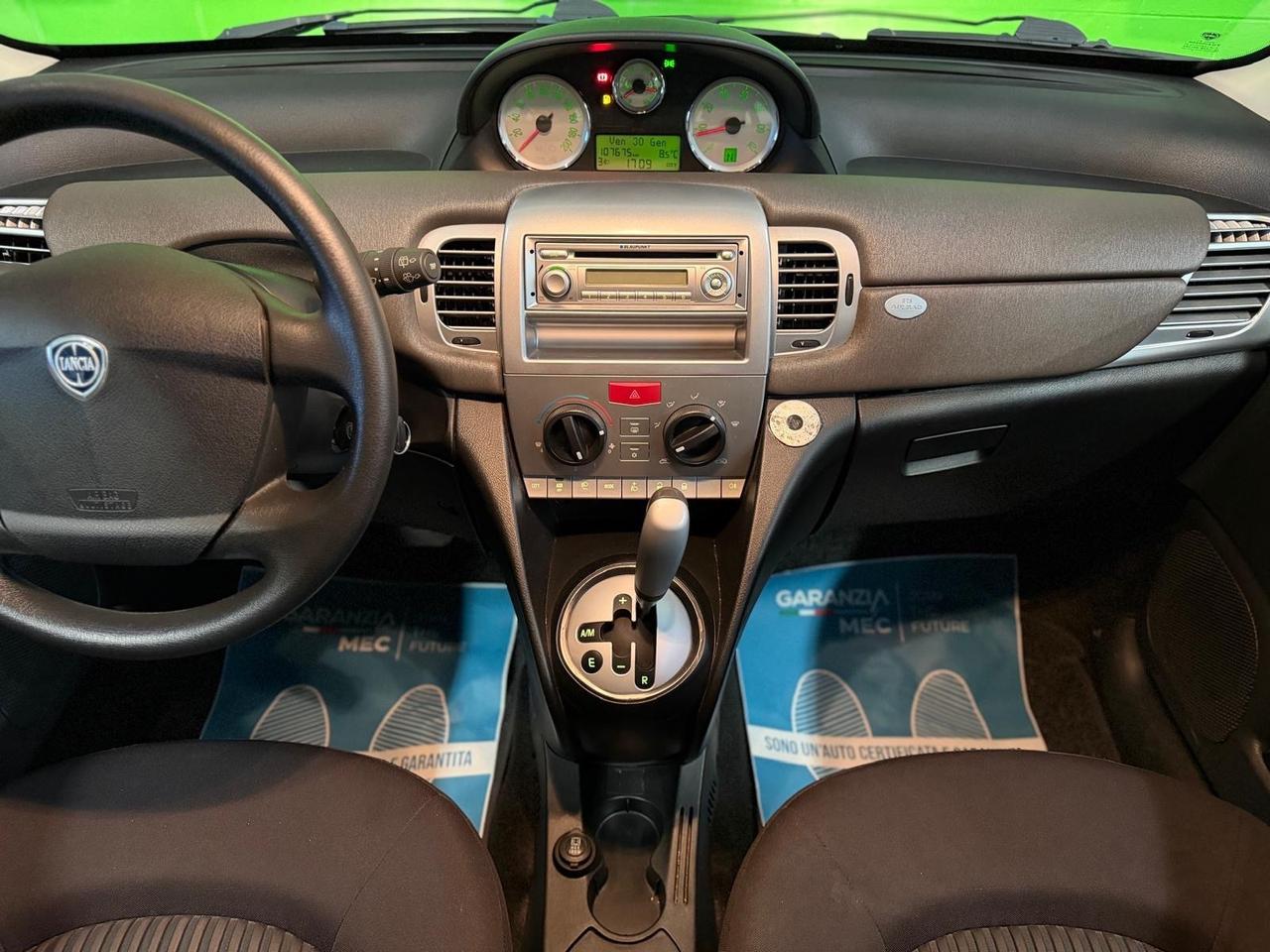 Lancia Ypsilon 1.4 16V Sport MomoDesign Automatica