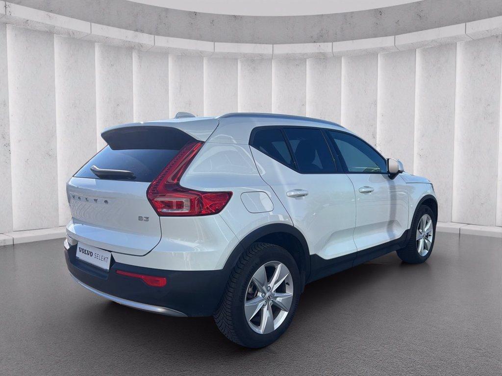 VOLVO XC40 2.0 b3 Core auto del 2025