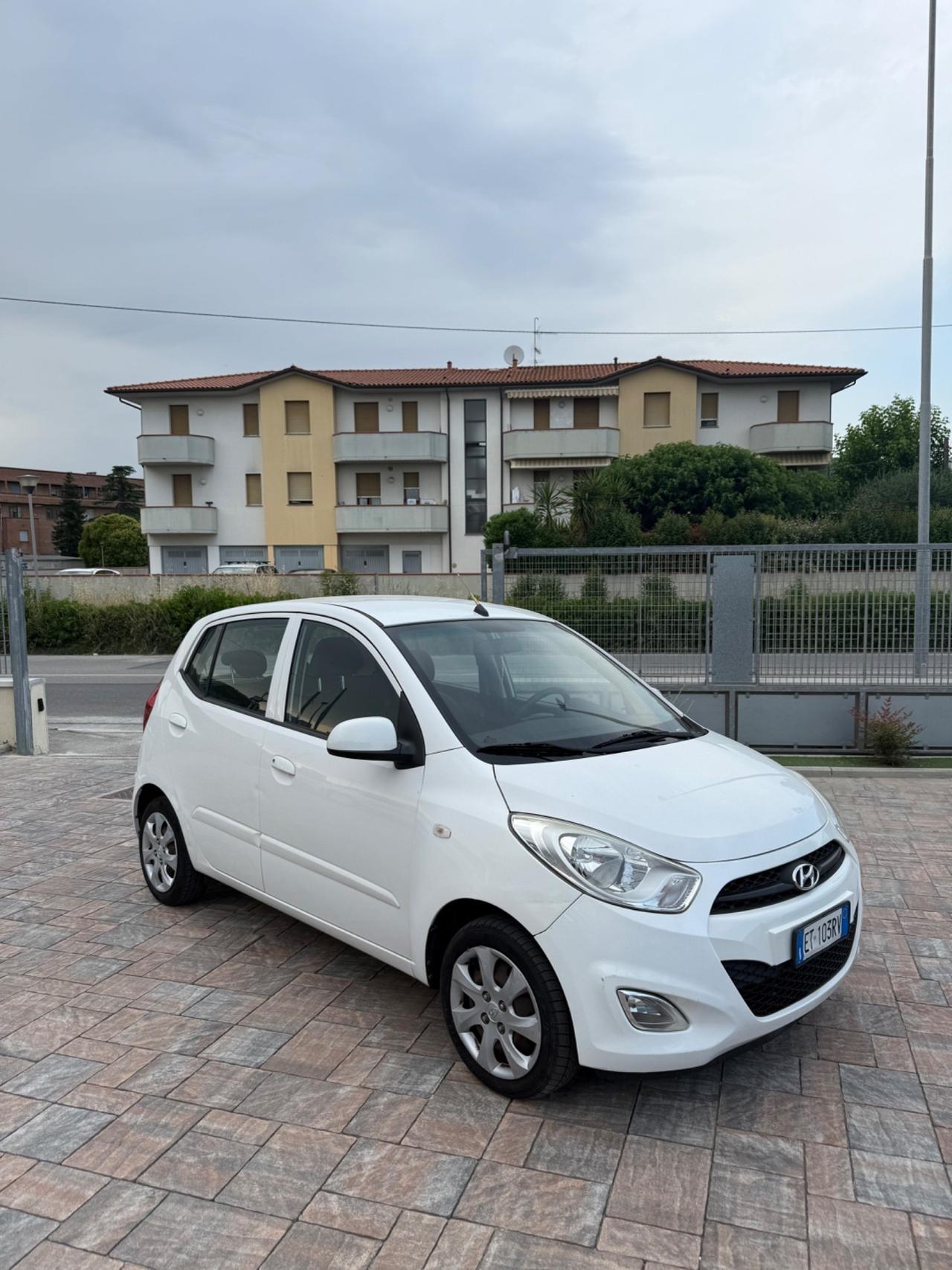 Hyundai i10 1.1 68.000 km
