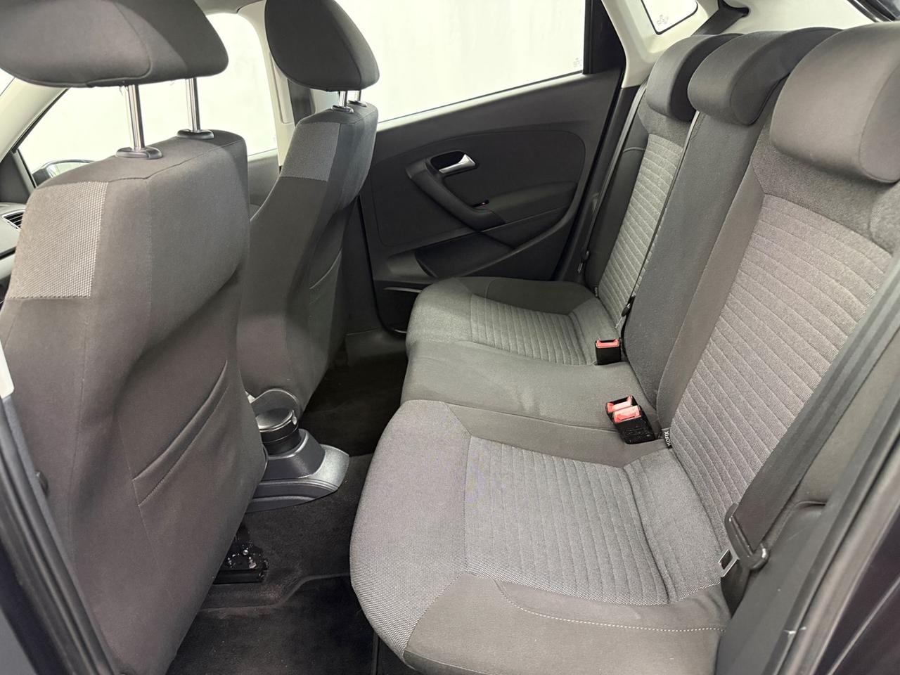 VOLKSWAGEN Polo V 2009 Polo 5p 1.2 Comfortline 70cv