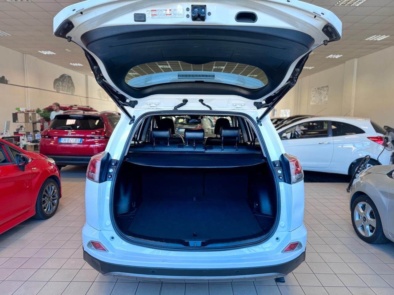 Toyota RAV 4 RAV4 2.0 D-4D 2WD Lounge