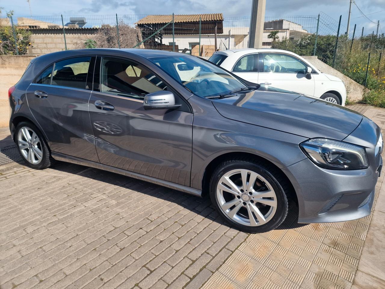 Mercedes-benz A 180 d Premium