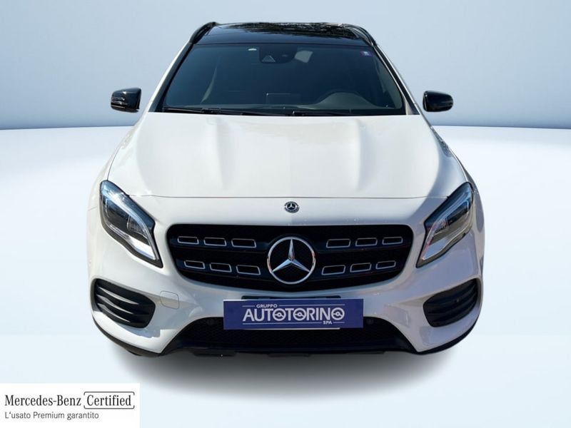 Mercedes-Benz GLA 220 D PREMIUM 4MATIC AUTO