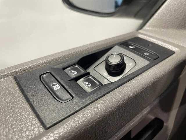 Volkswagen Transporter 2.0TDI 150CV PC Business - IVA ESCLUSA