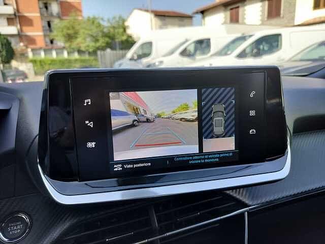 Peugeot 2008 motore elettrico 136 CV Allure
