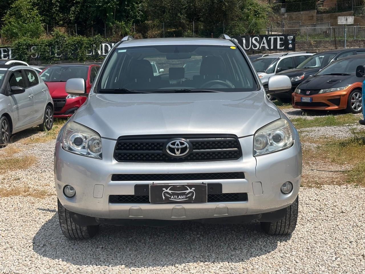 Toyota RAV 4 RAV4 2.0 Luxury