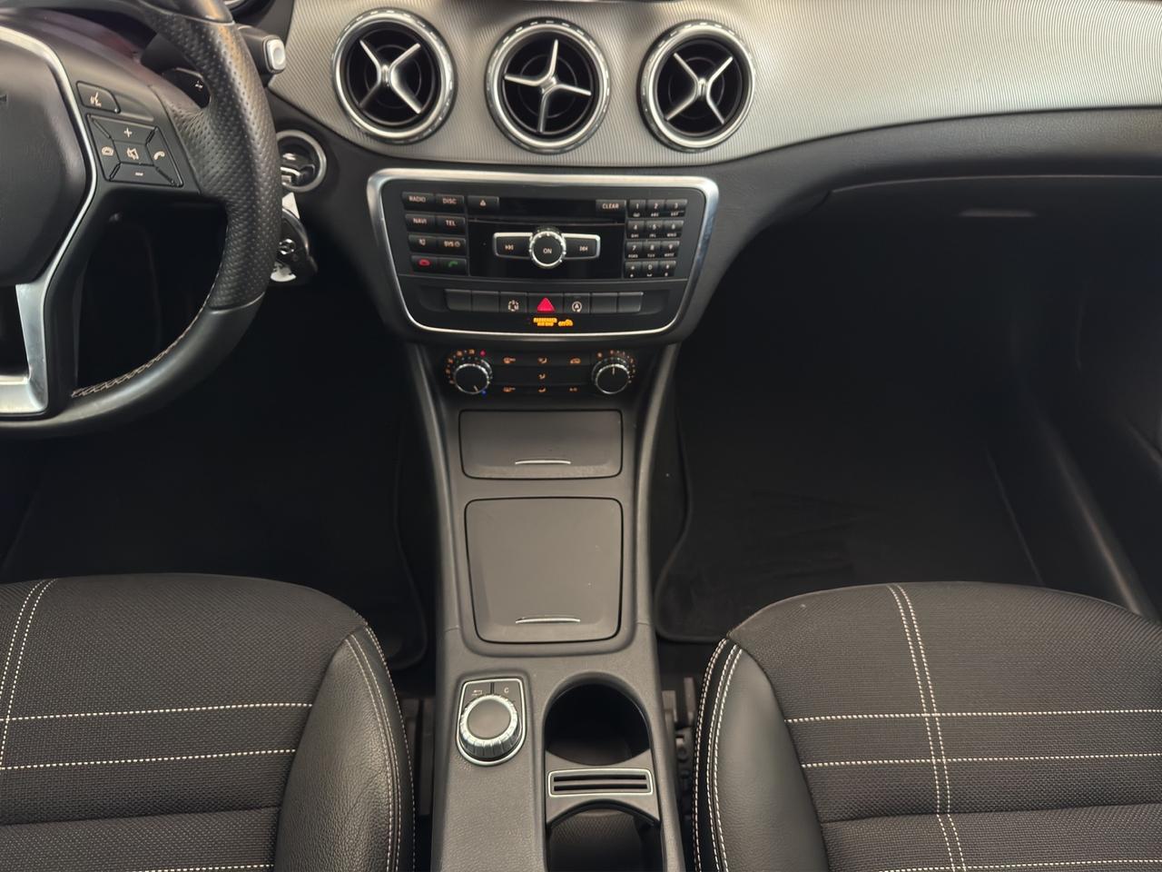 MERCEDES-BENZ GLA 200 CDI AUT. SPORT - MY15