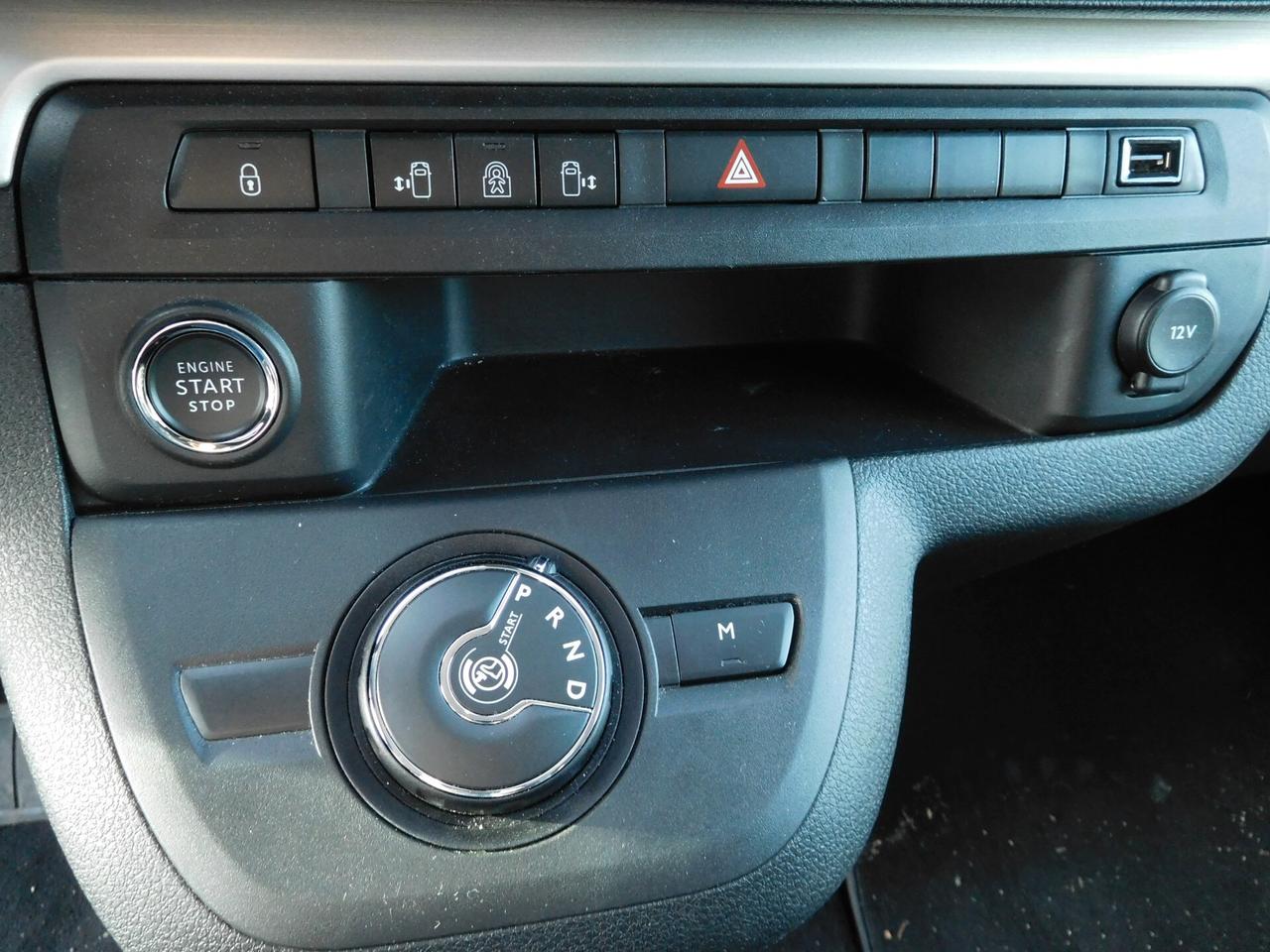 Peugeot Traveller BlueHDi 180cv S&S EAT8 Standard Business Vip