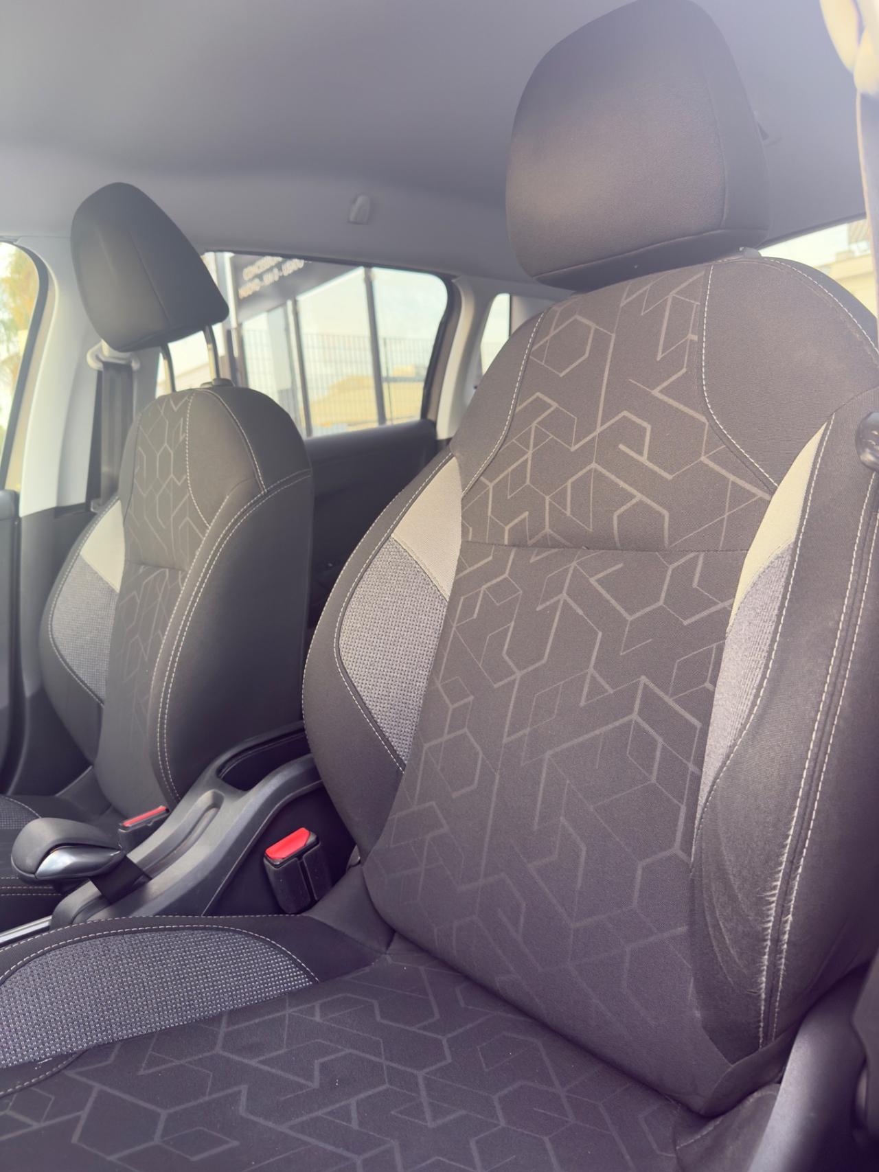 Peugeot 2008 BlueHDi 75cv Allure