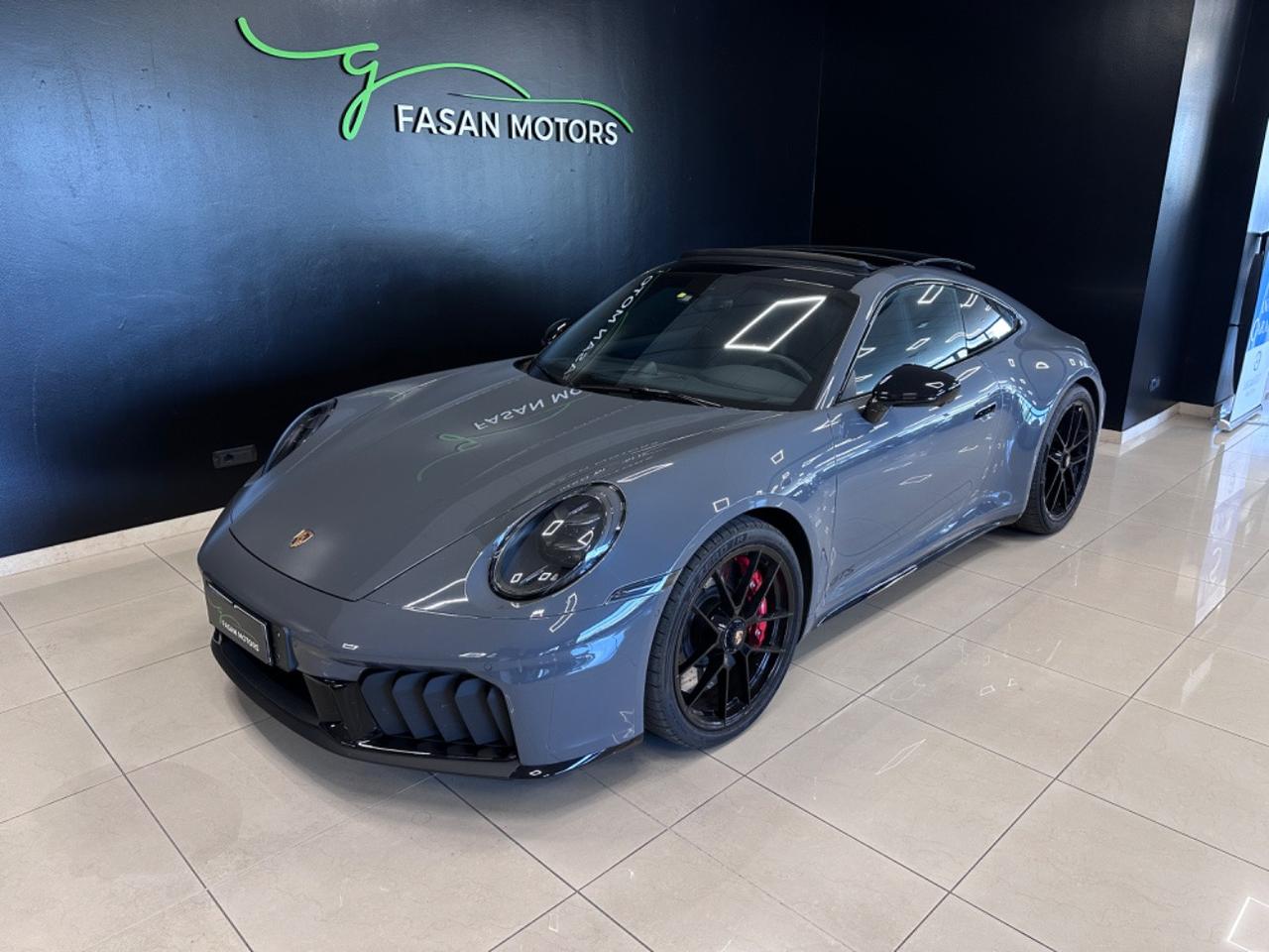 Porsche 911 Coupe 3.6 Carrera 4 GTS auto