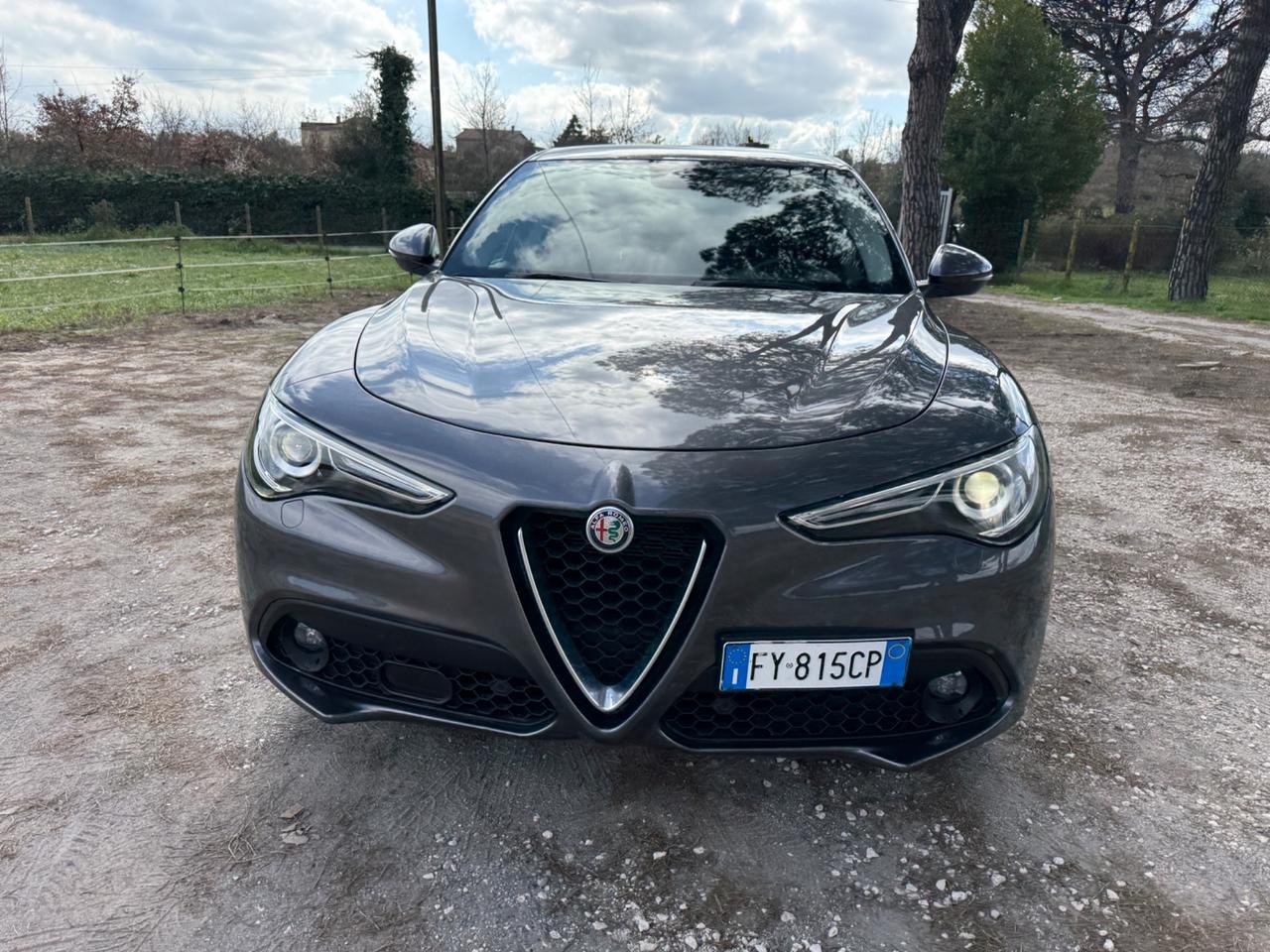 Alfa Romeo Stelvio 2.2 Turbodiesel 210 CV AT8 Q4 Executive