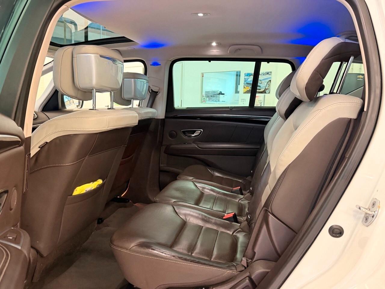 Renault Espace dCi 160CV EDC Energy Initiale Paris 4Control