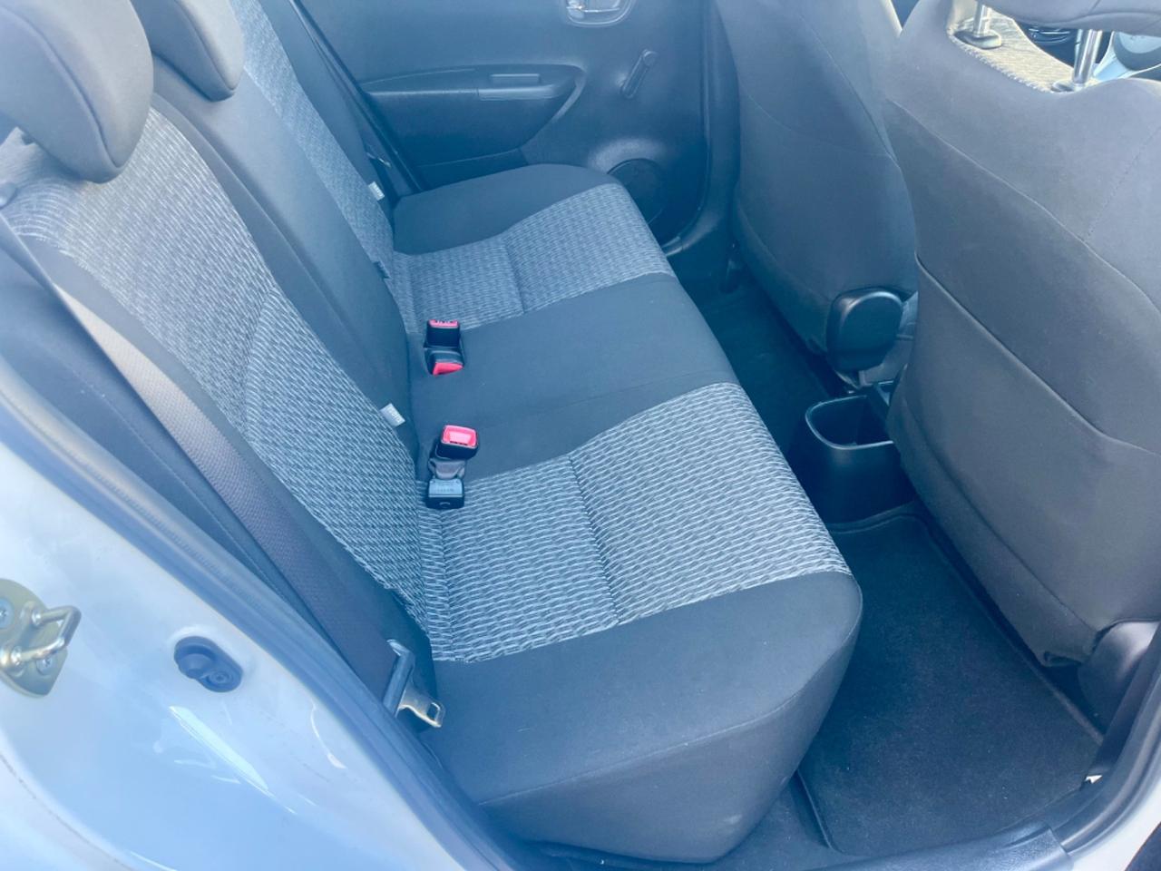 Toyota Yaris 1.0benz 2013 92.000km perfetta