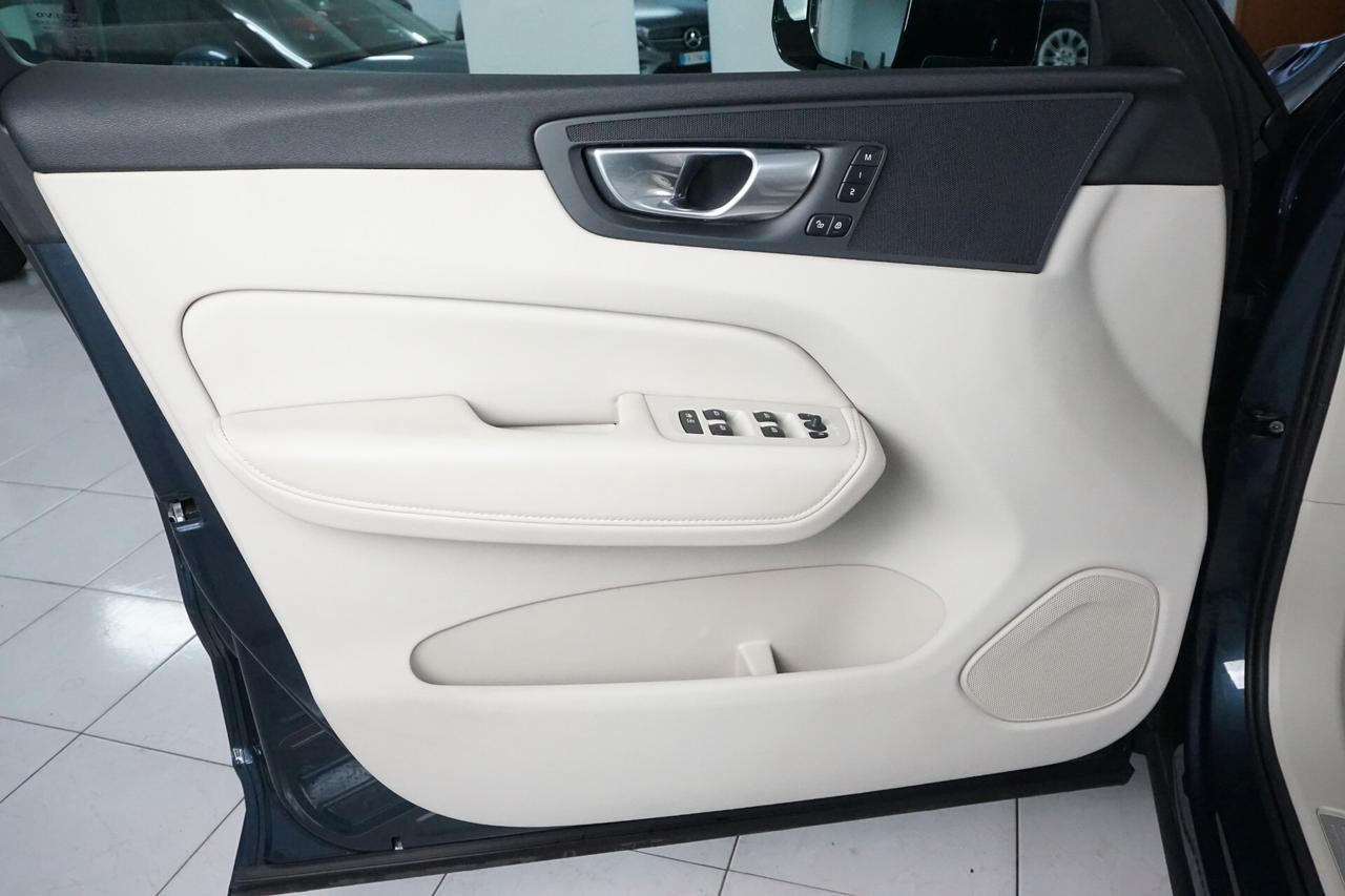 Volvo XC 60 B4 (d) auto AWD autocarro Ultimate Dark