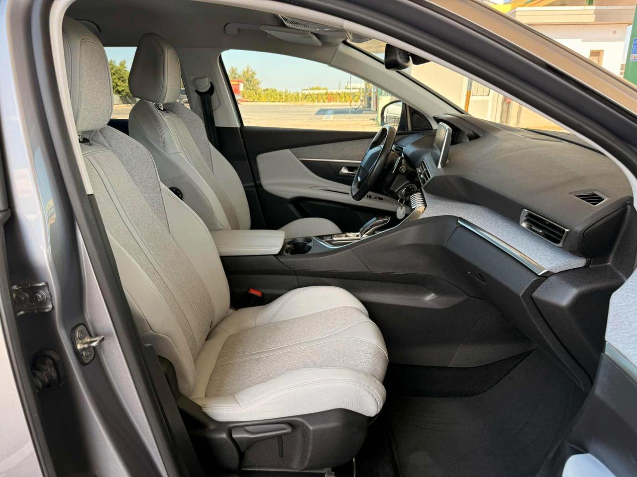 Peugeot 3008 BlueHDi 130 S&S EAT8 Allure Pack/18/PELLE/BELLA