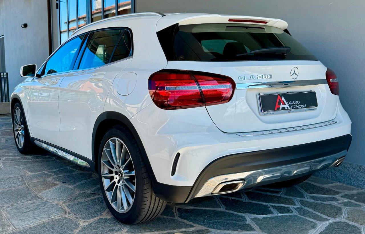 Mercedes GLA 200 Premium