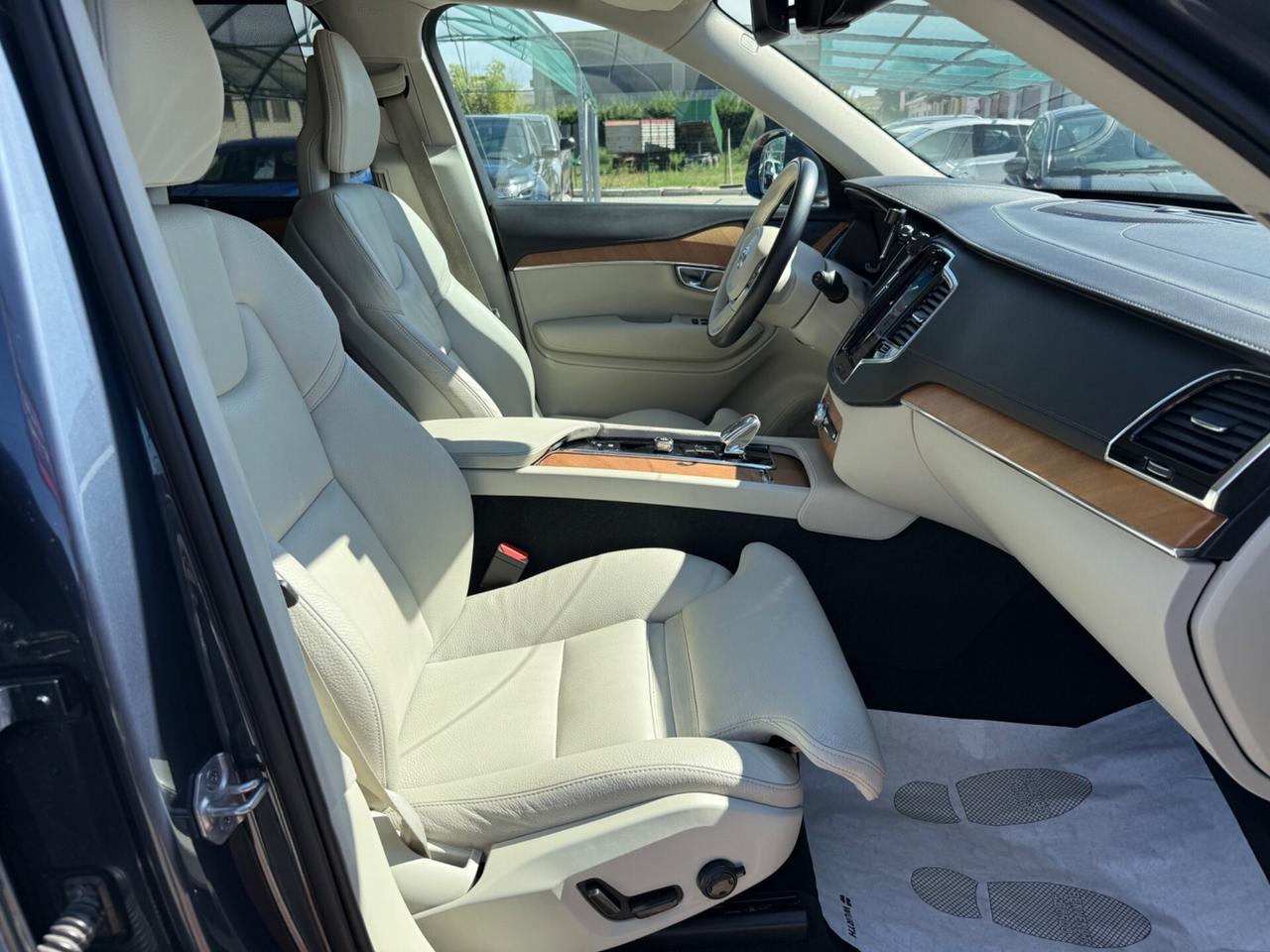 Volvo XC90 B5 (d) AWD automatico 7 posti