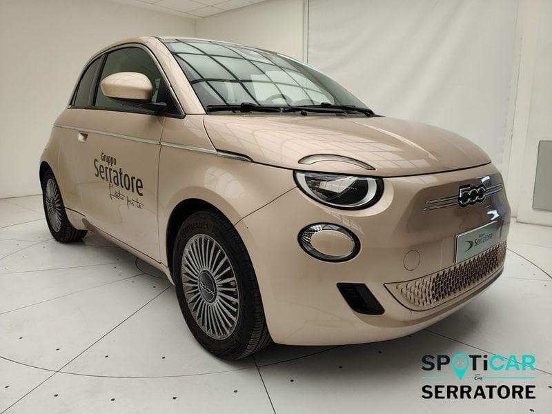FIAT 500 La Nuova Nuova 3+1 My23 La Nuova - 320 3+1