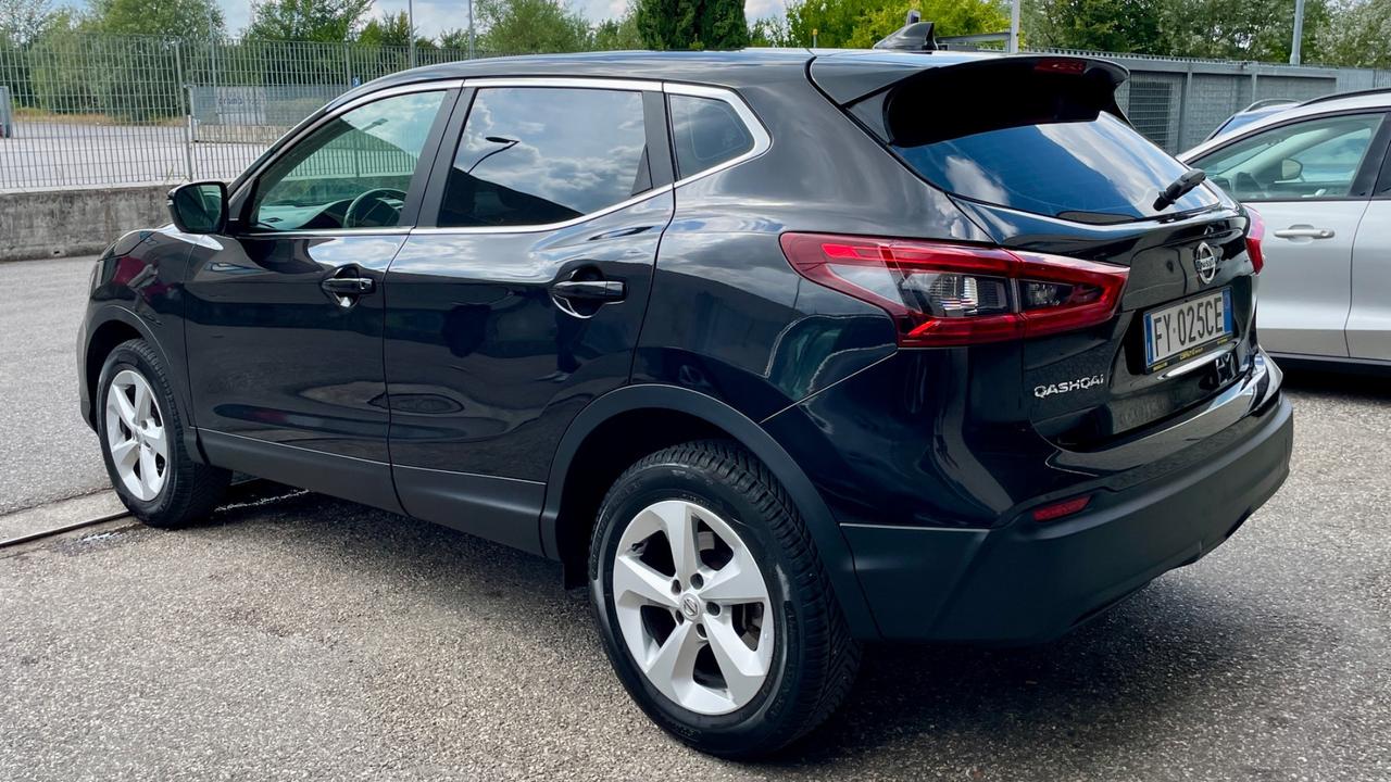 NISSAN QASHQAI 1.5 TEKNA 116CV - PACCHETTO LUCI, CAR PLAY, NEOPATENTATI