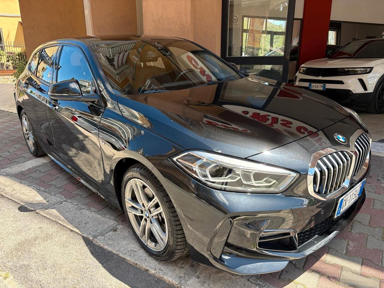 Bmw 116d 5p. Msport