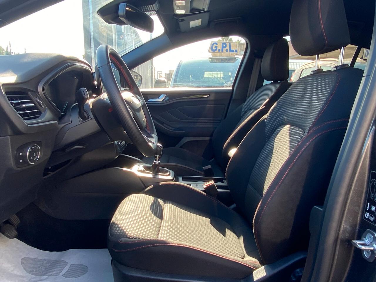 FORD Focus 1.0 Ecoboost hybrid ST-LINE 125Cv