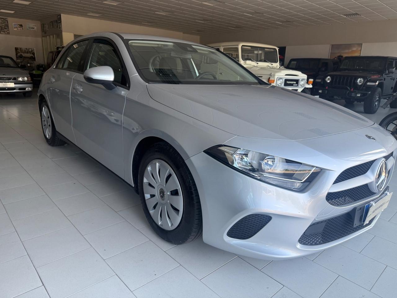 Mercedes-Benz A 180 d Automatic Business