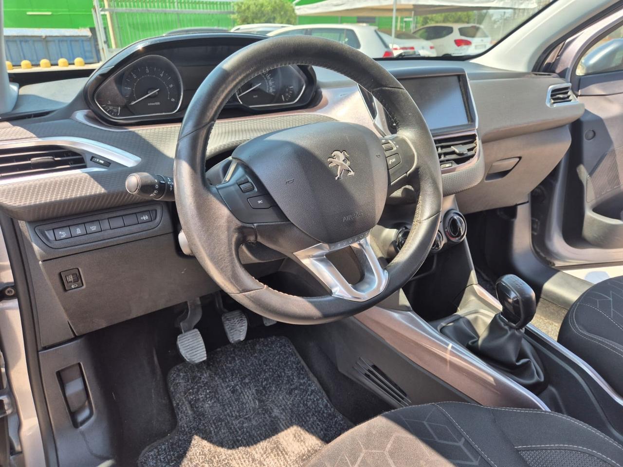 Peugeot 2008 1.6 e-HDi 92 CV Stop&Start Allure