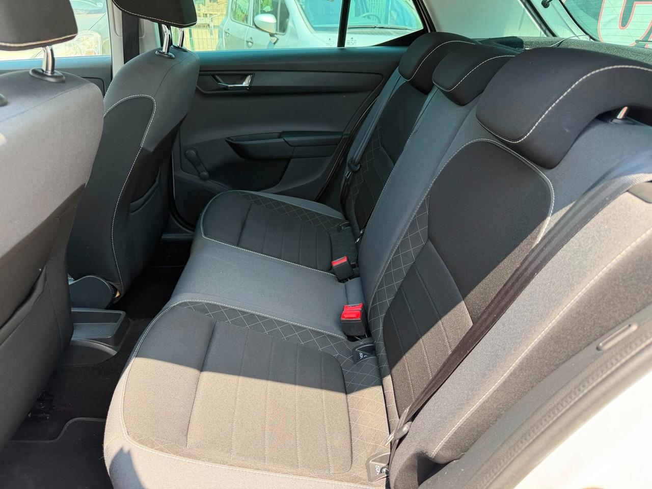 Skoda Fabia 1.0 MPI 60 CV Design Edition-2020