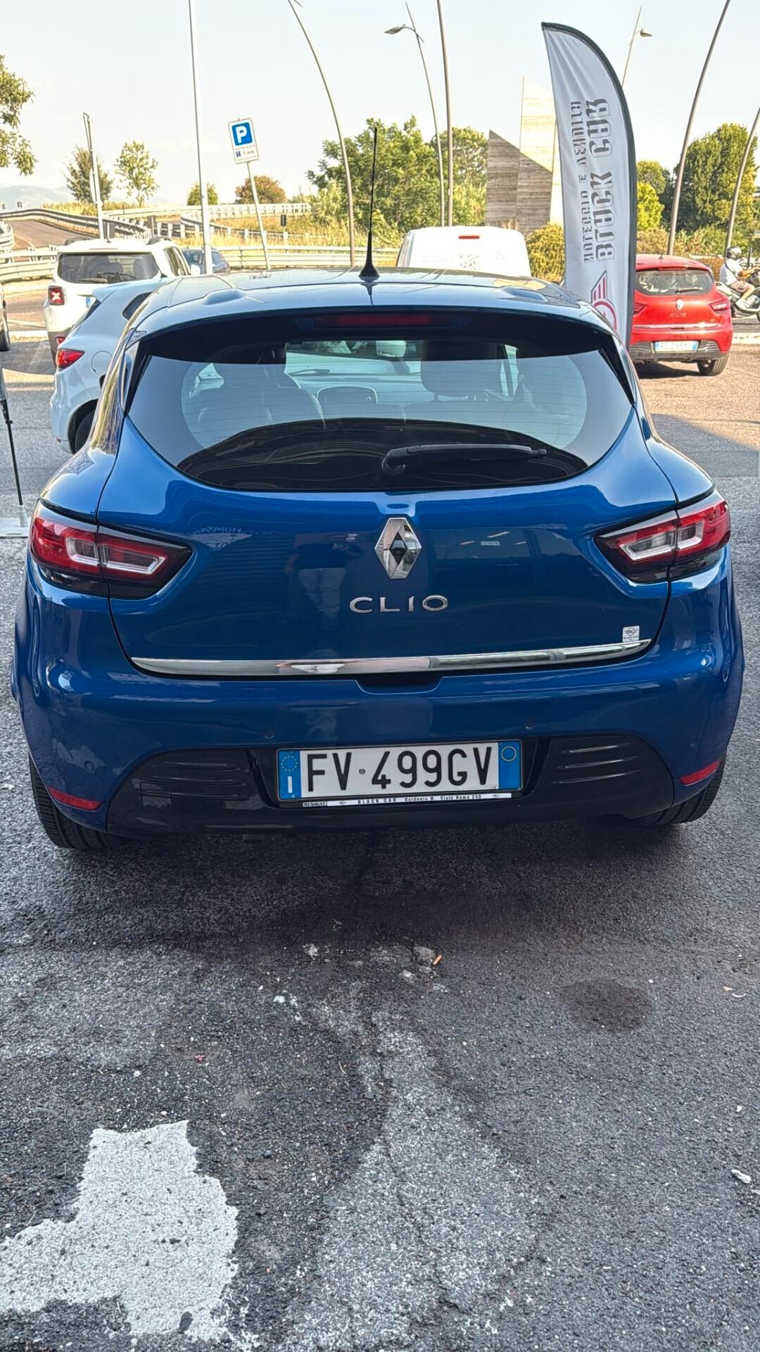 Renault Clio dCi 8V 90 CV 5 porte Duel2