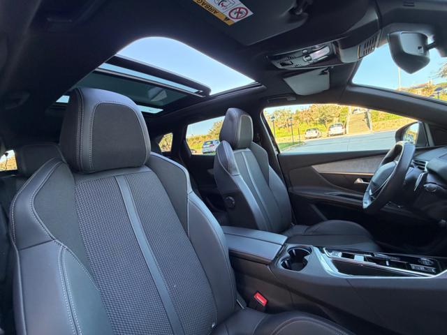 PEUGEOT 3008 HDi 130CV GT AUTO+TETTO APRIB+PELLE+18+RCAM+2PDC