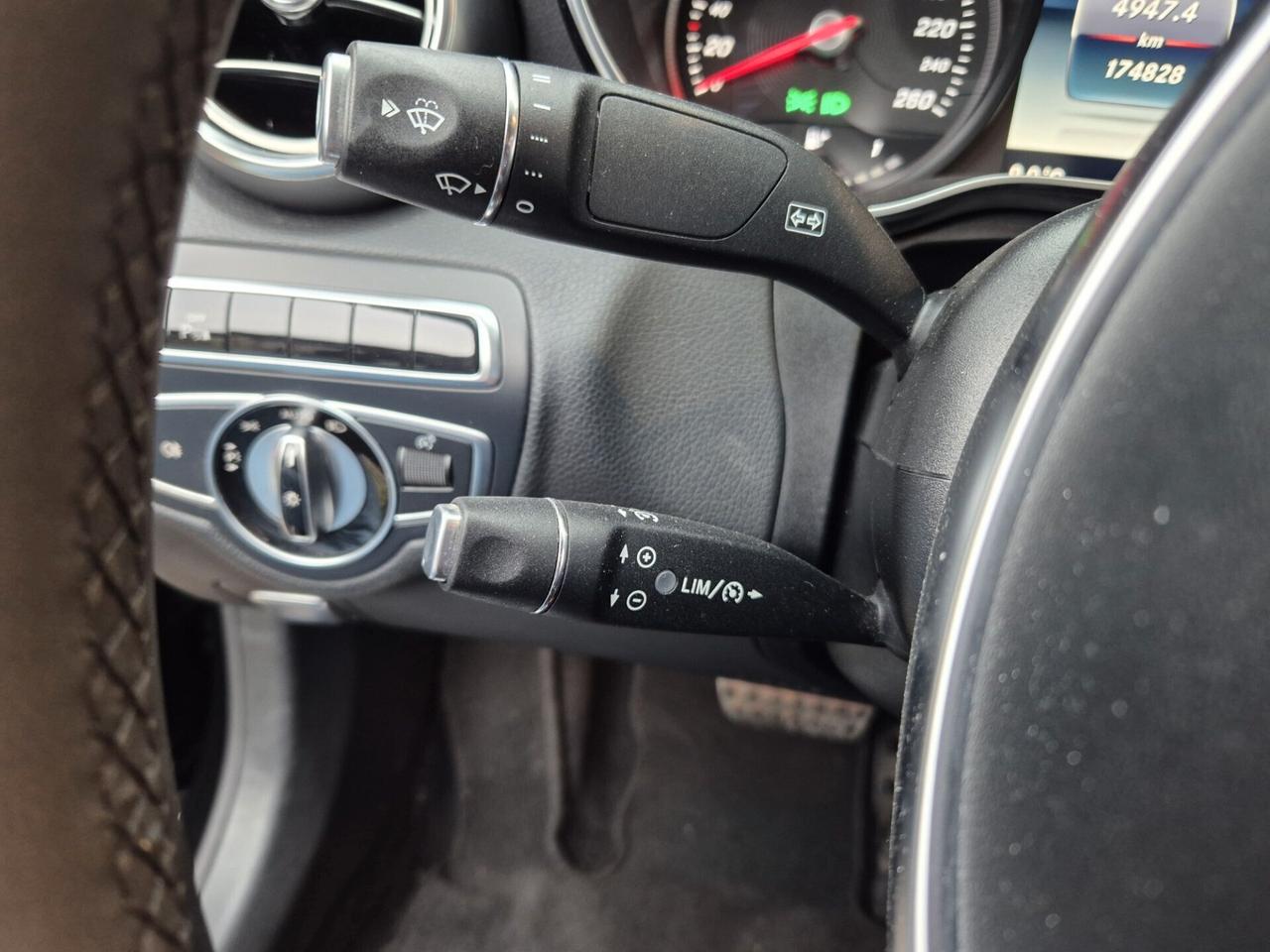 Mercedes-benz C 220 d Auto 4Matic Coupé Premium Plus Amg