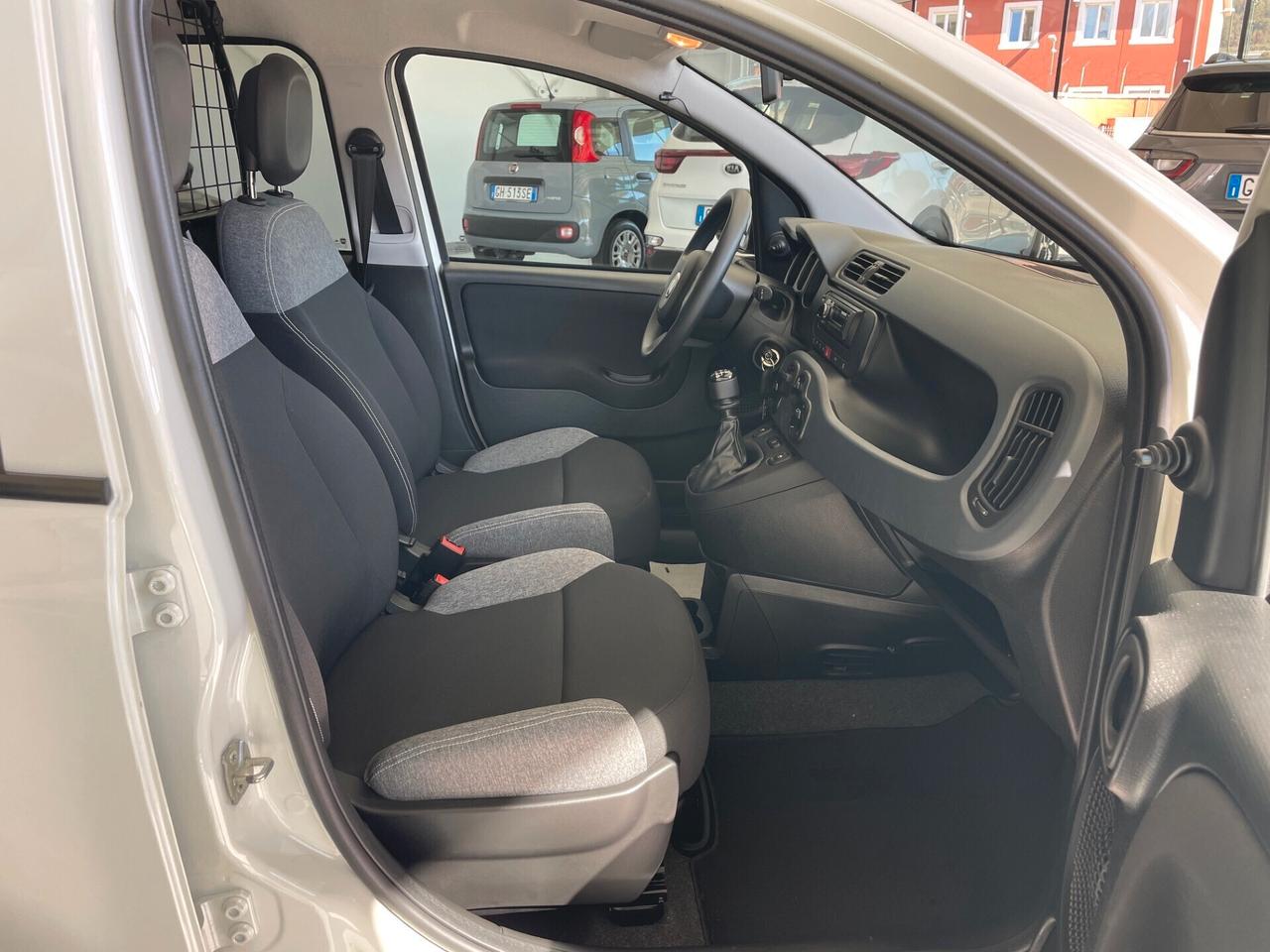 Fiat Panda 1.0 GSE S&S Hybrid Pop Van 2 posti