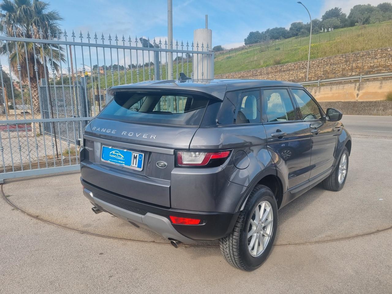 Land Rover Evoque 2.0 TD4 180 CV anno 2016