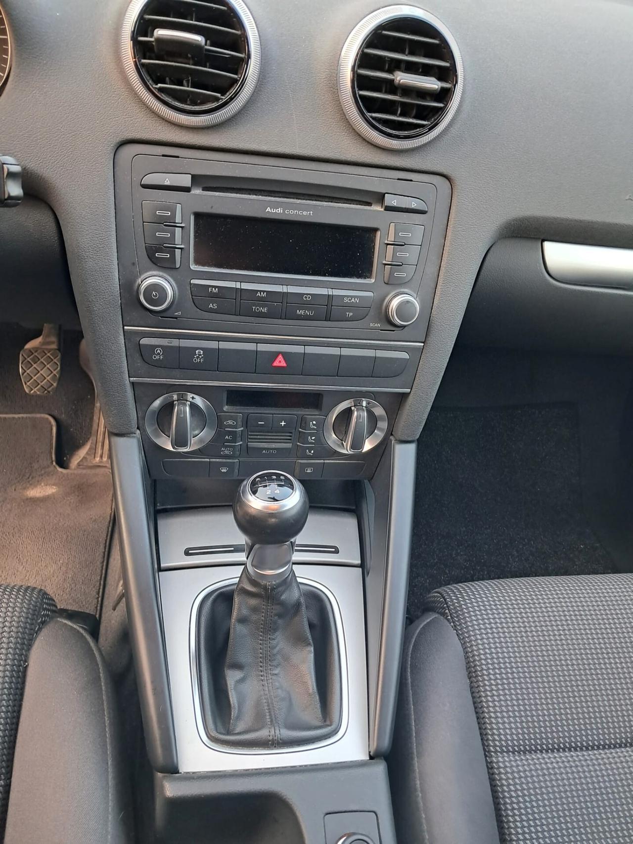 Audi A3 1.6 TDI 105 CV CR Ambition