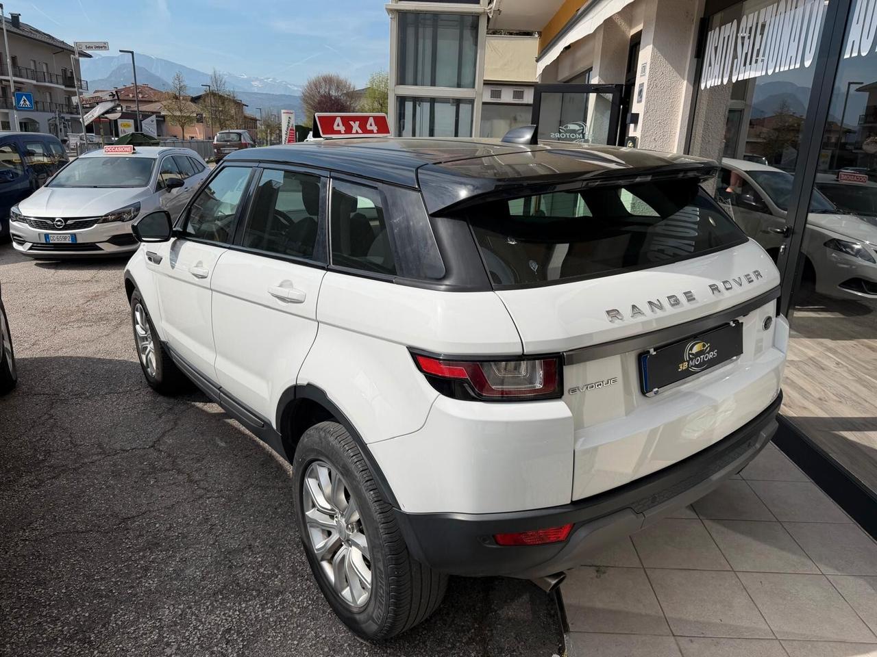 Land Rover Range Evoque 2.0 TD4 150 CV 5p. SE
