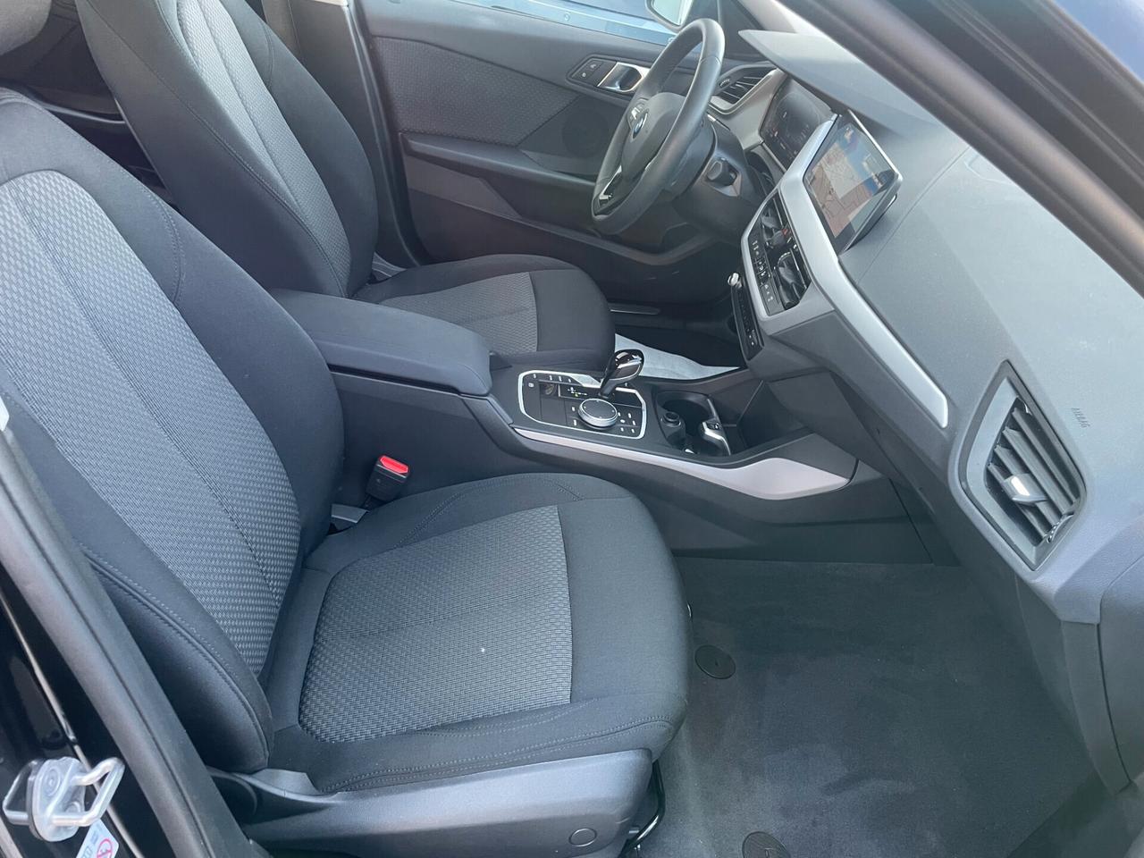 Bmw 116 116d 5p. Business Advantage Automatico