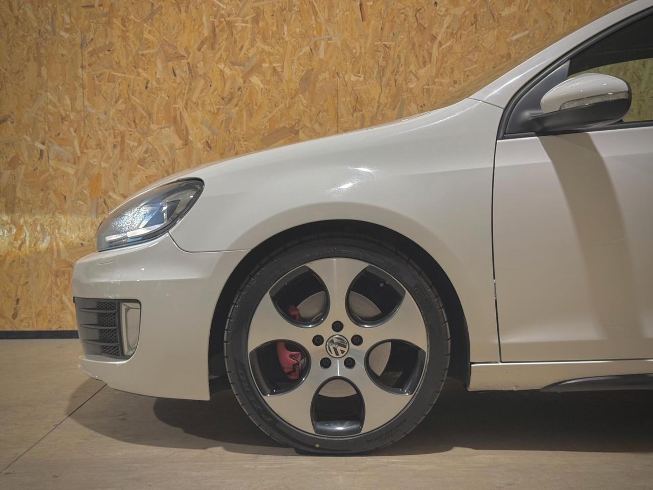 Volkswagen Golf 6 GTI 2.0 TSI - 2 PROPRIETARI